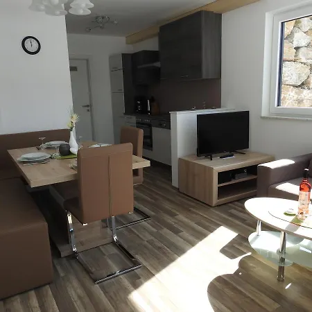 Apartment Bergschloessl *